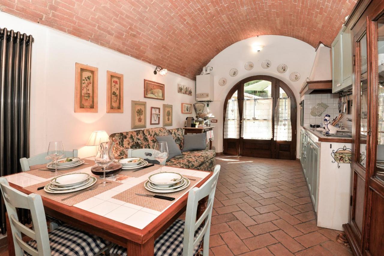 Appartamento Vecchio Mulino Isola d'Arbia Exterior foto
